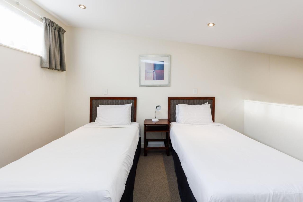Fitzherbert Regency Motor Lodge Палмерстон-Норт Экстерьер фото