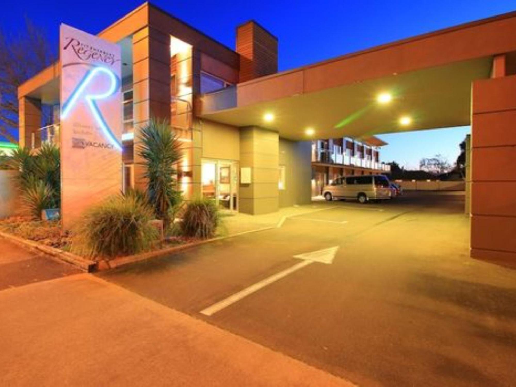 Fitzherbert Regency Motor Lodge Палмерстон-Норт Экстерьер фото